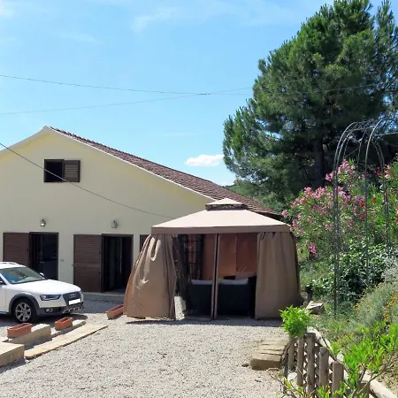 Intensivo-elegante By Interhome Cologna (Teramo)